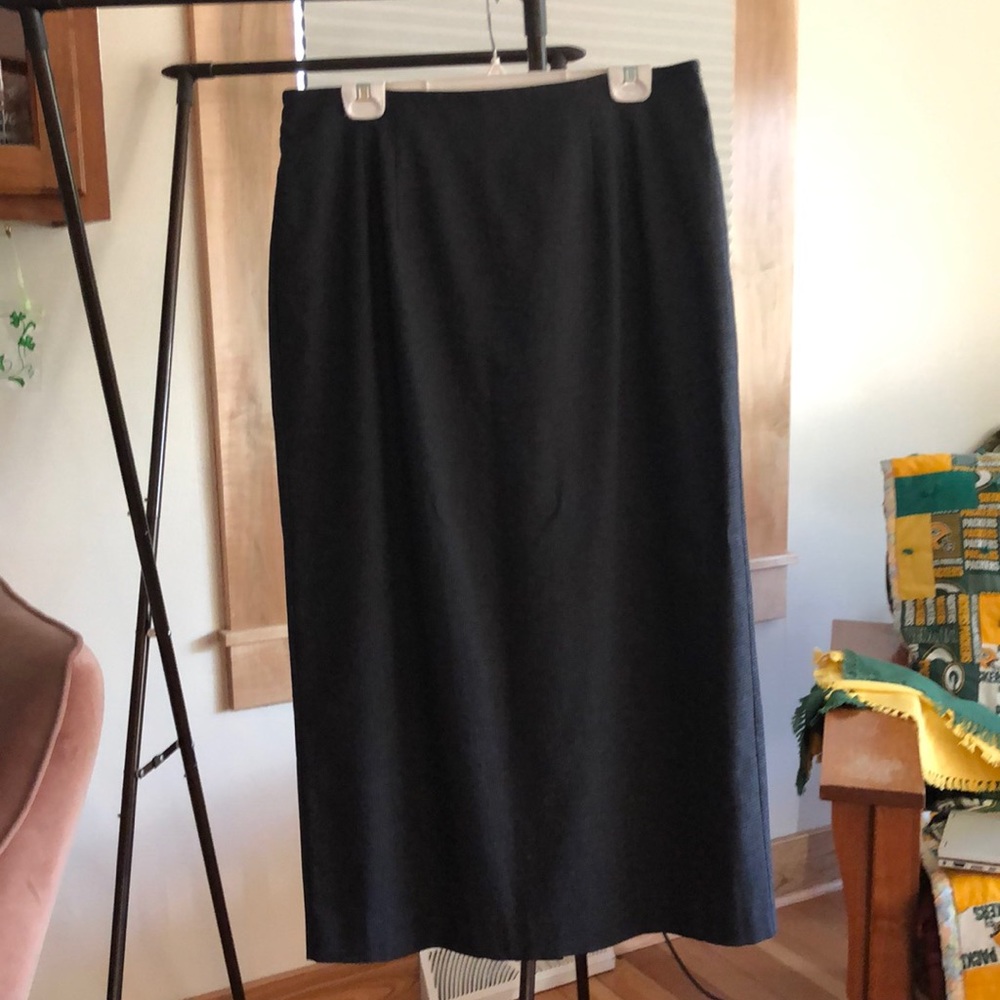 Ladies Black and Gray finely patterned Maxi Skirt by David Brooks. SZ 16